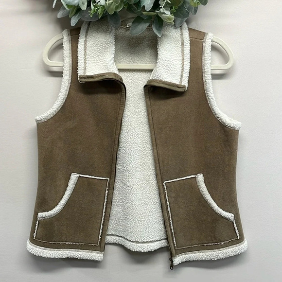 Ann Taylor Loft Faux Suede Sherpa Collared Vest M - Picture 2 of 13